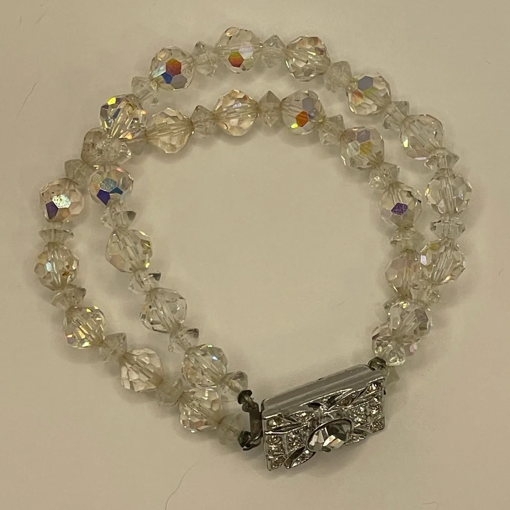 Vintage 7.25” Aurora Borealis Crystal Bracelet ✨ Double Strand AB Beads ✨ - Picture 10 of 12
